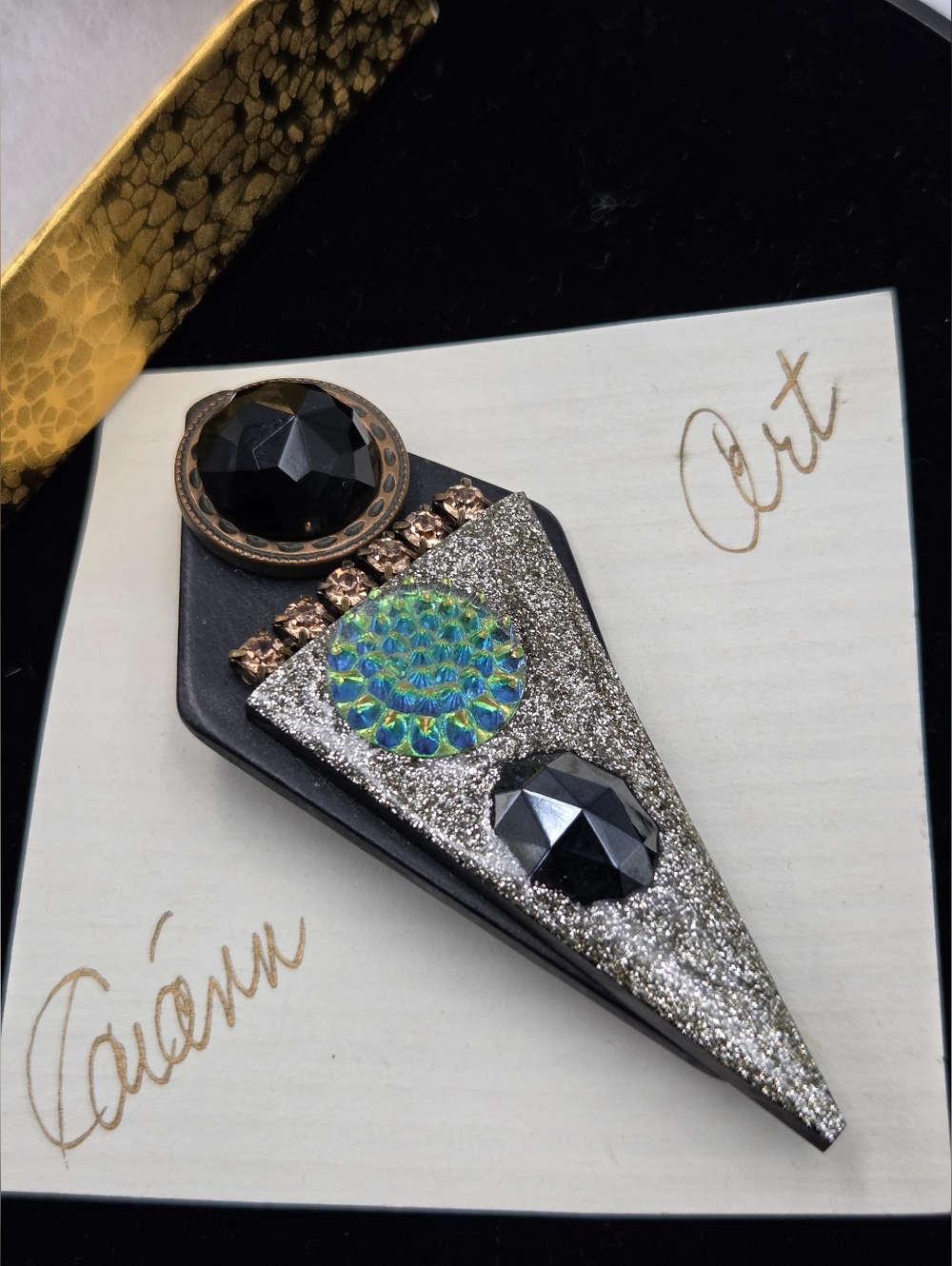 NWT Decorative pin or jewelry stick pin.